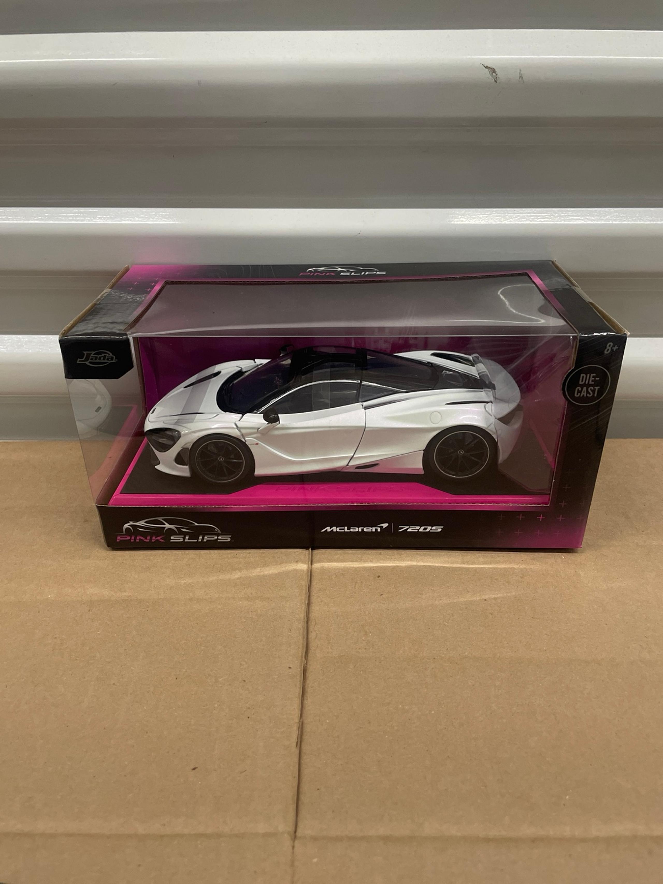 McLaren 720S White 1:24 Scale Pink Slips Jada 253293014 SEALED