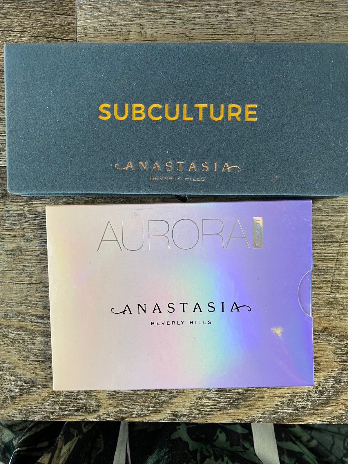 Anastasia Subculture Eyeshadow Palette and Glowkit