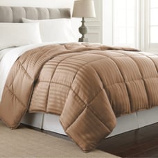 Amrapur Kg Size 1 Pc Reversible Down Alternative Comforter Choc 1DBYDWNG-CHO-KG