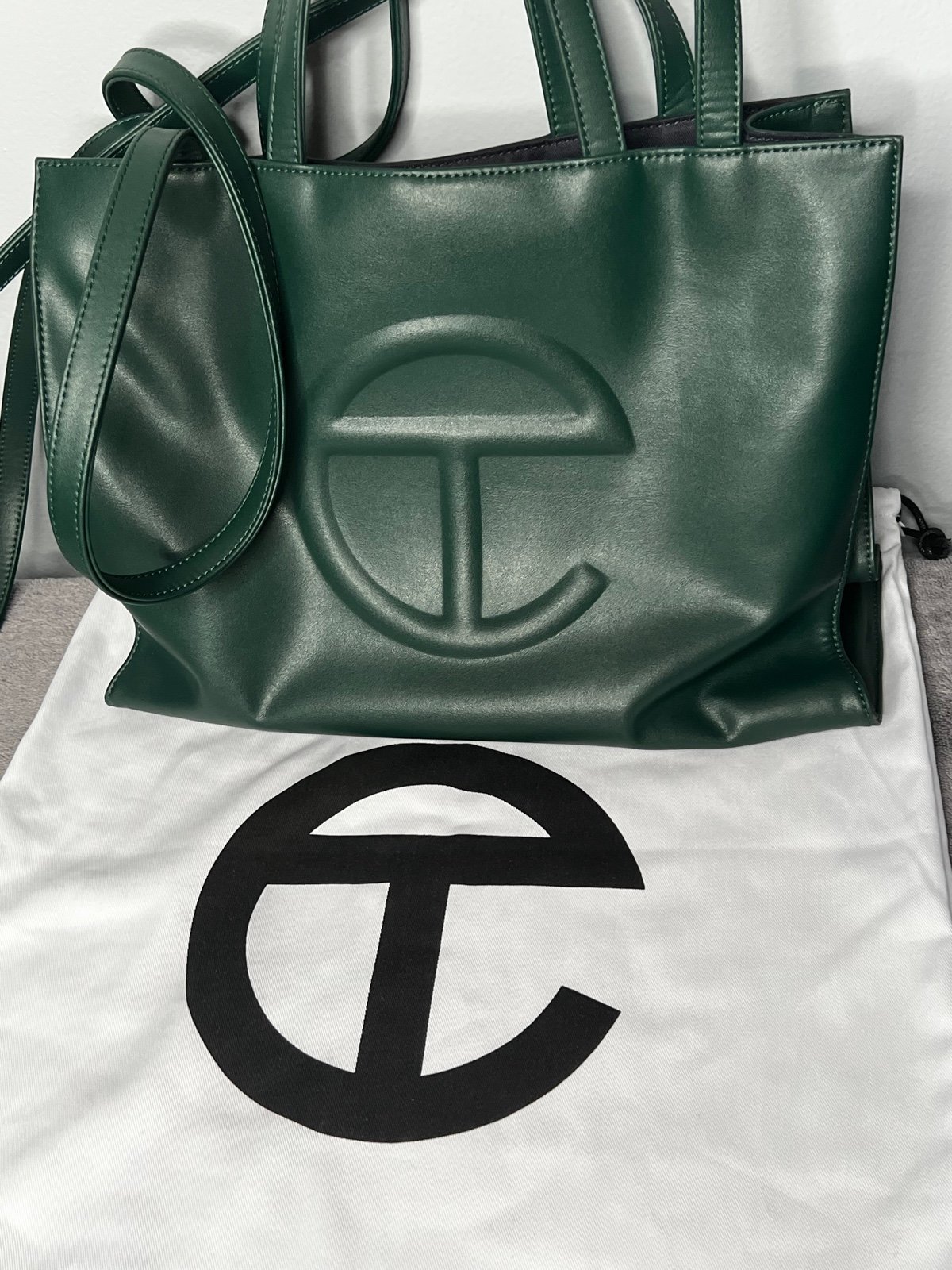 medium telfar bag