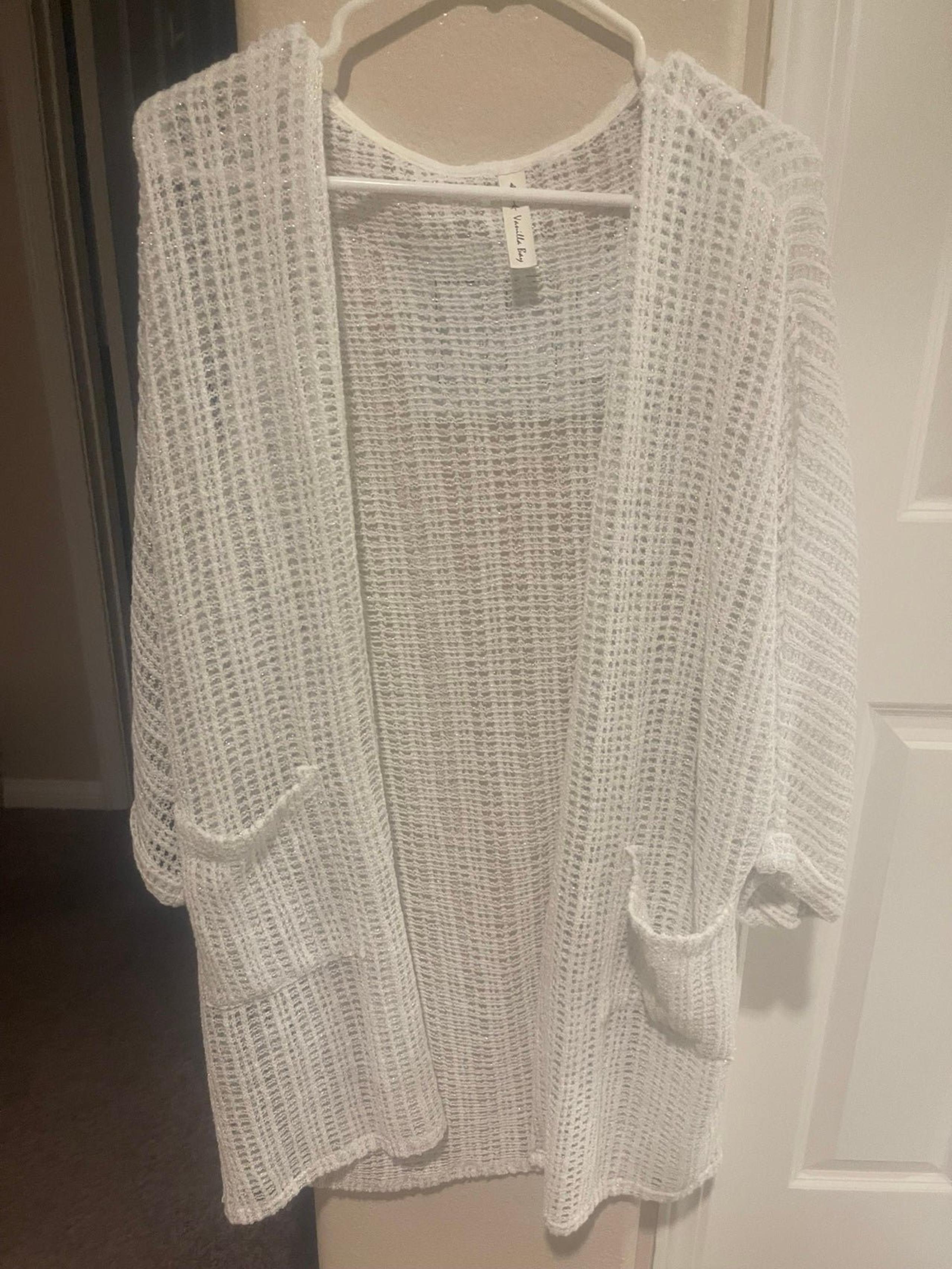 Vanilla Sky White Beach Cover Up Cardigan size Small