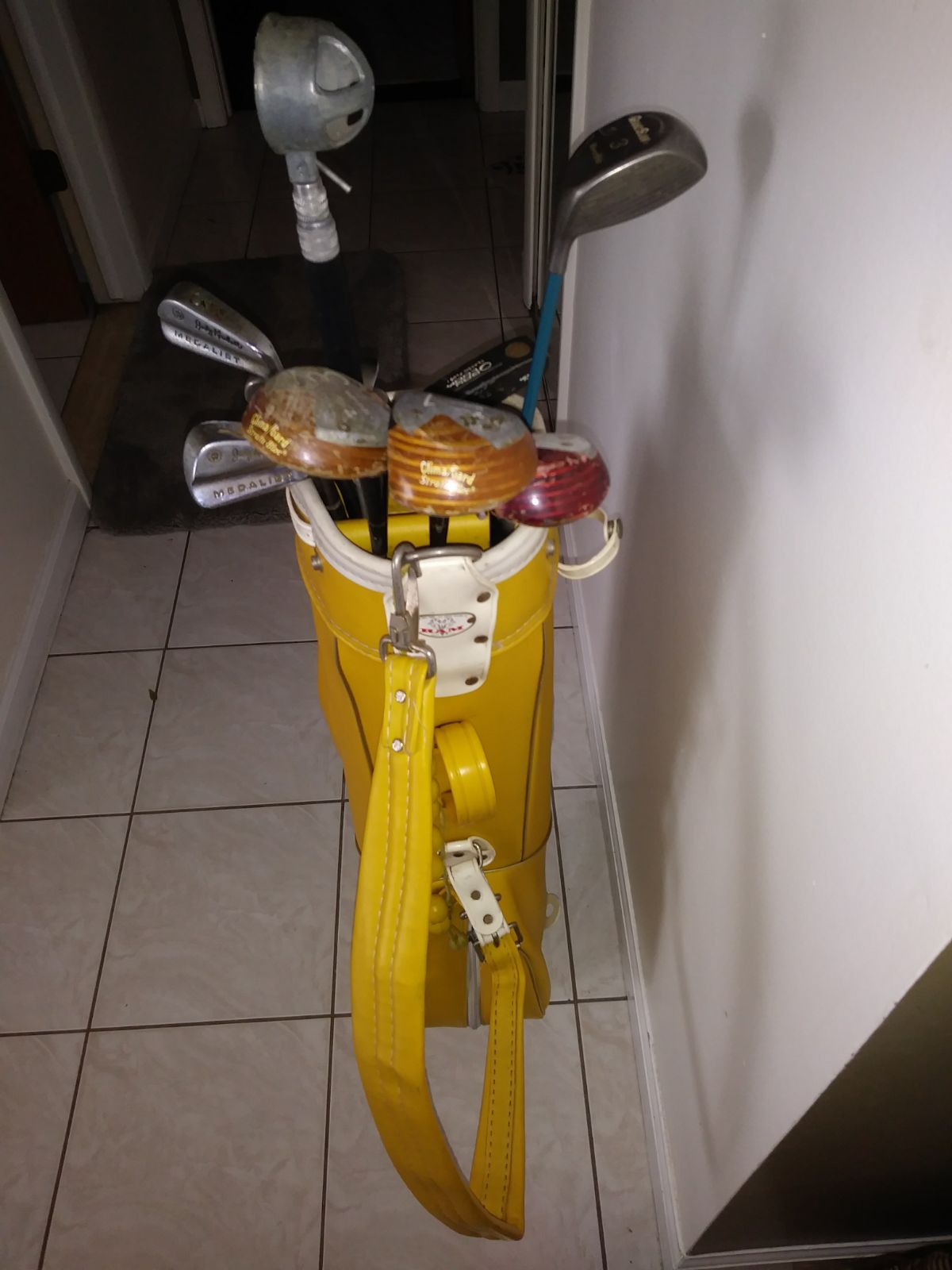 Women's vintage Ram golf clubs with golf