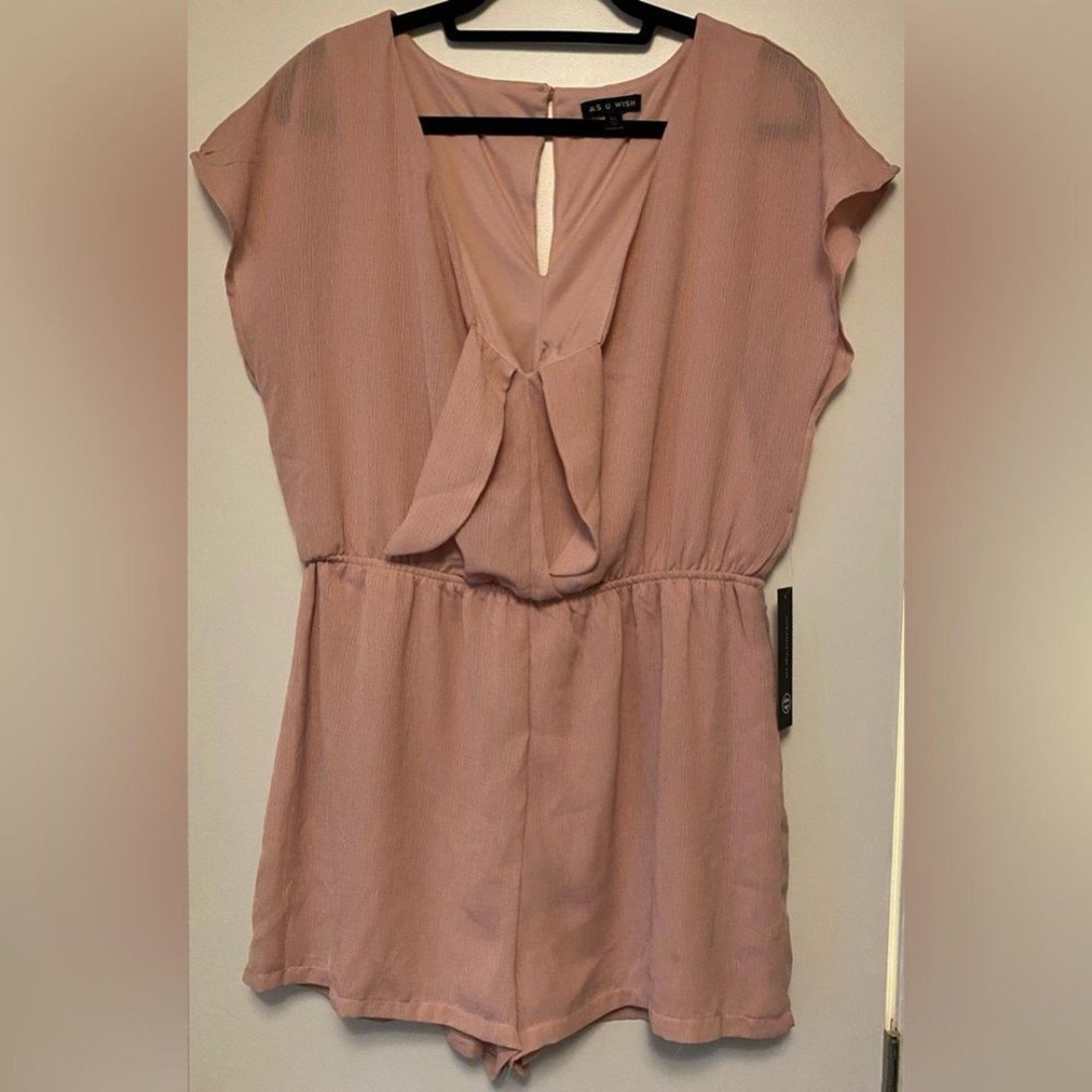 AS U WISH Tie Neckline Blush Pink Sleeveless Short Romper Women's Sz XL NWT