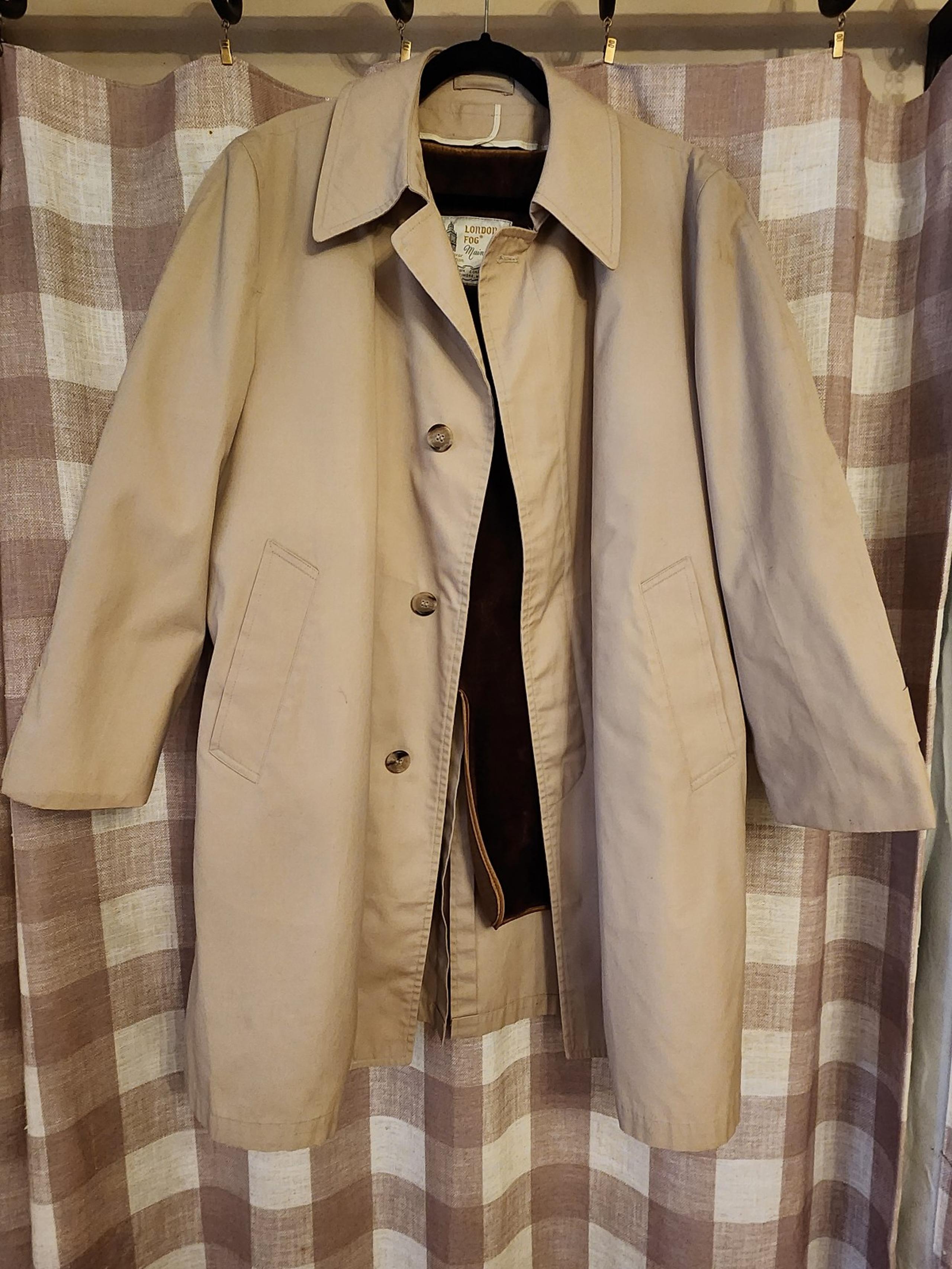LONDON FOG Men's Trench Coat Size 40S Beige Removable Lining