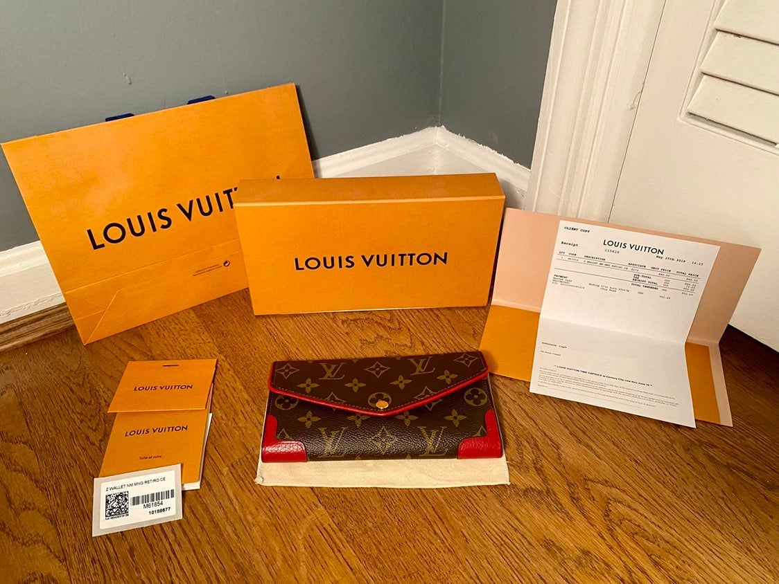 LOUIS VUITTON SARAH WALLET RETIRO (M61184)-100% Guaranteed Authentic W/Receipt