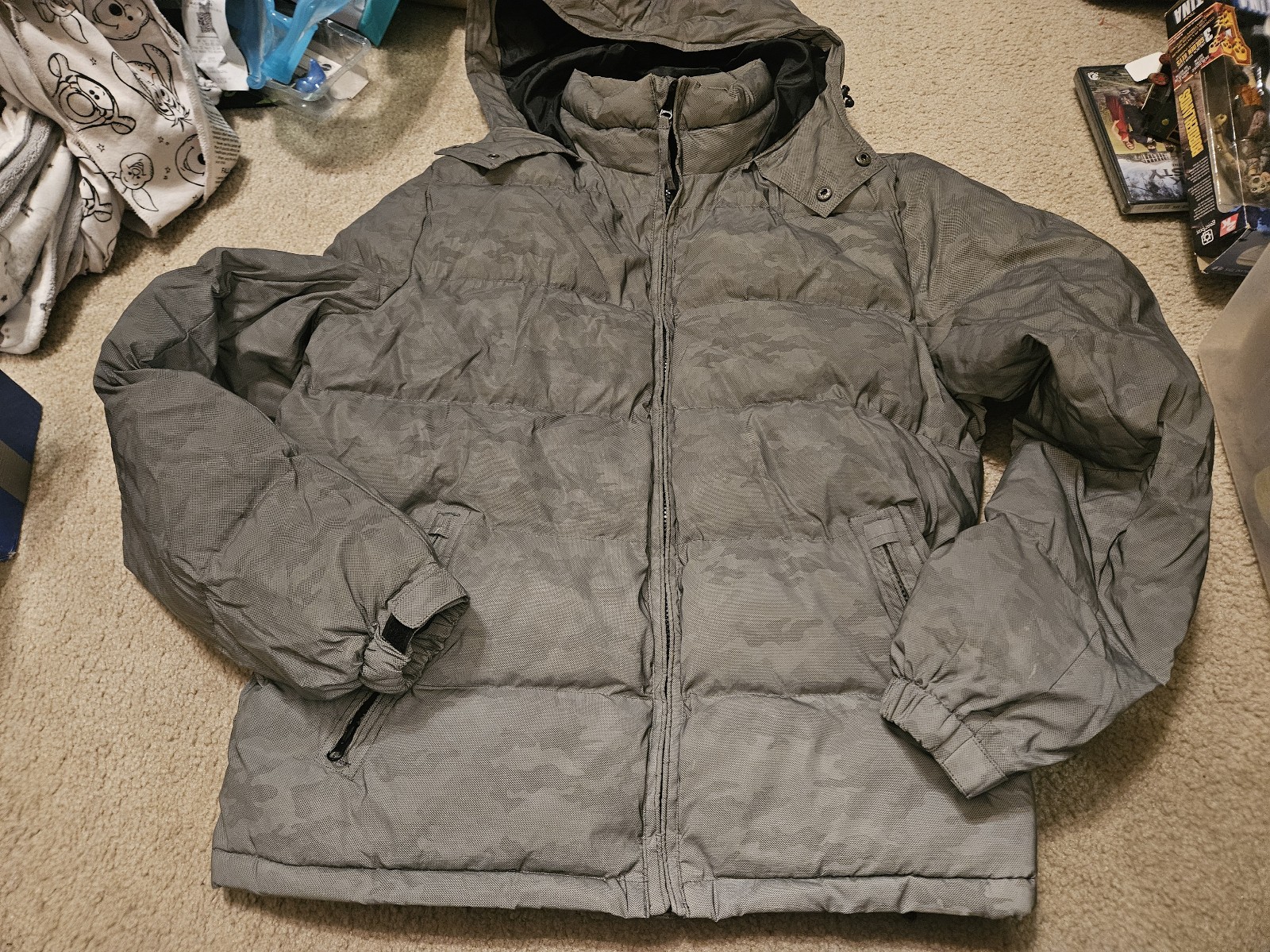 Aerpostale Coat Mens Large Gray Puffer Jacket Filled Adult L Used Needs Cleaning
