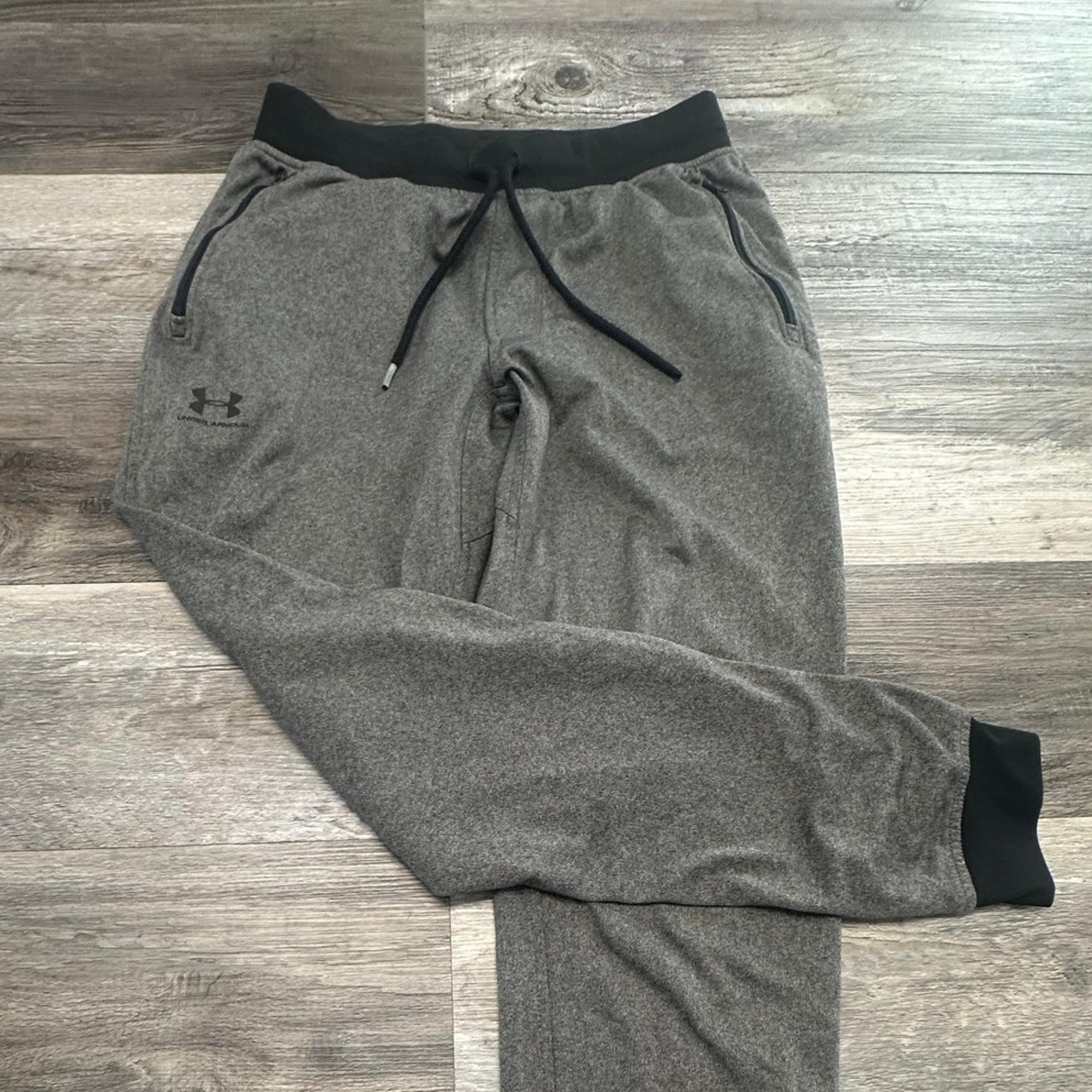 Under Armour Coldgear Gray Black Trim Mens M Tapered Leg Loose Jogger Sweatpants