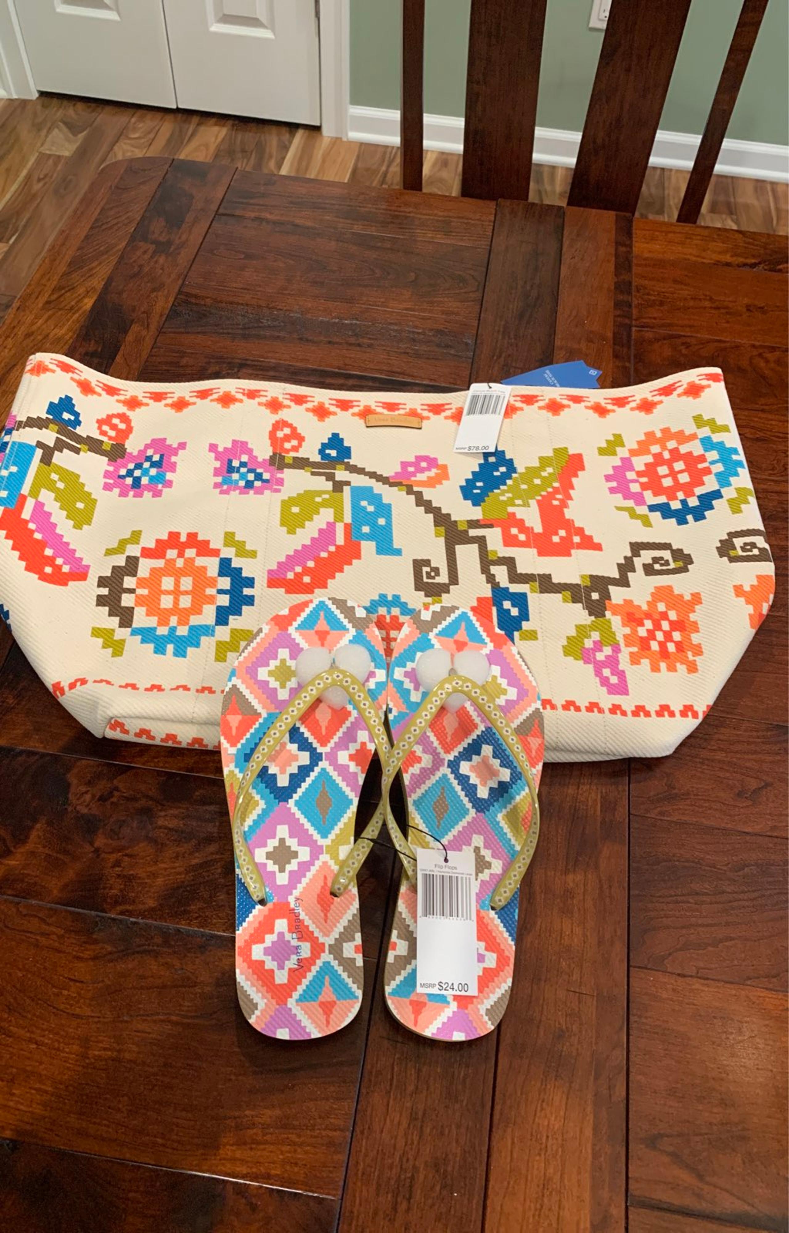 Vera Bradley Beach Tote and flip flops