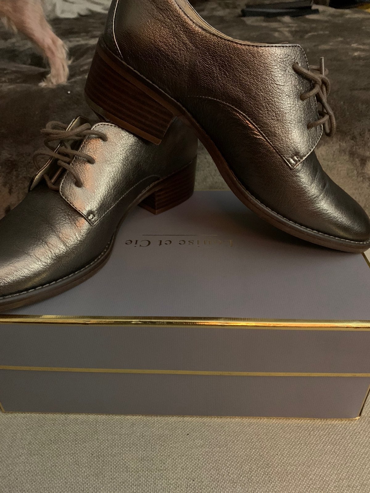Louise et cie casual dress shoe s 7 1/2