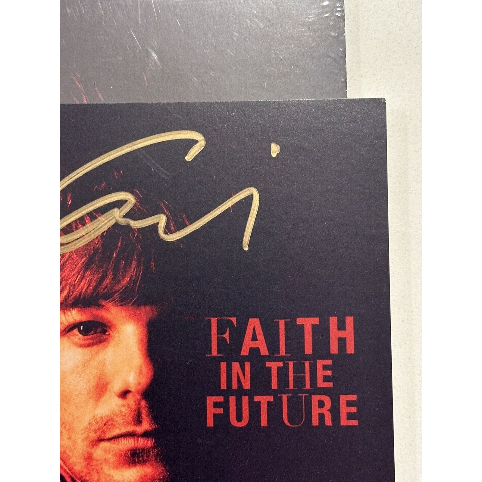 SIGNED LOUIS TOMLINSON FAITH IN THE FUTURE AUTOGRAPHED NEW CD One Direction #13 - detail
