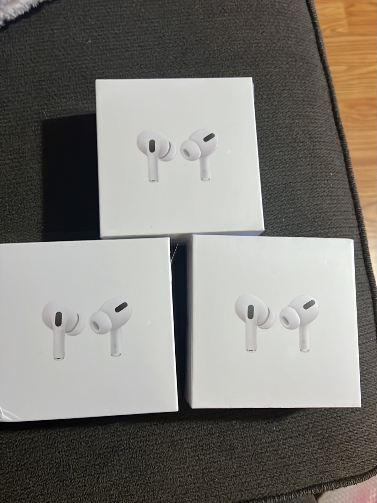 Apple AirPods Pro MagSafe charging case