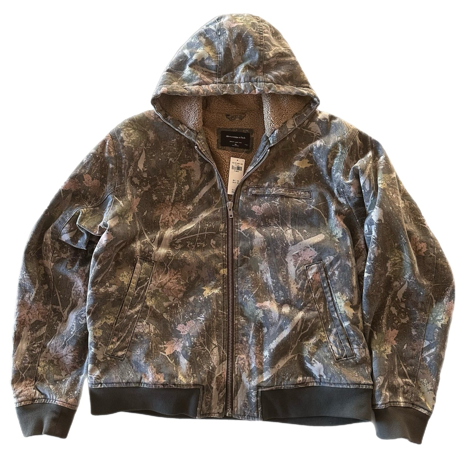 NWT Abercrombie Camo Hooded Zip Up Sherpa Lined Workwear Bomber Jacket