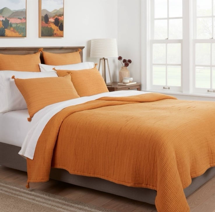 Full/Queen Plus Double Cloth Quilt Mustard - Threshold