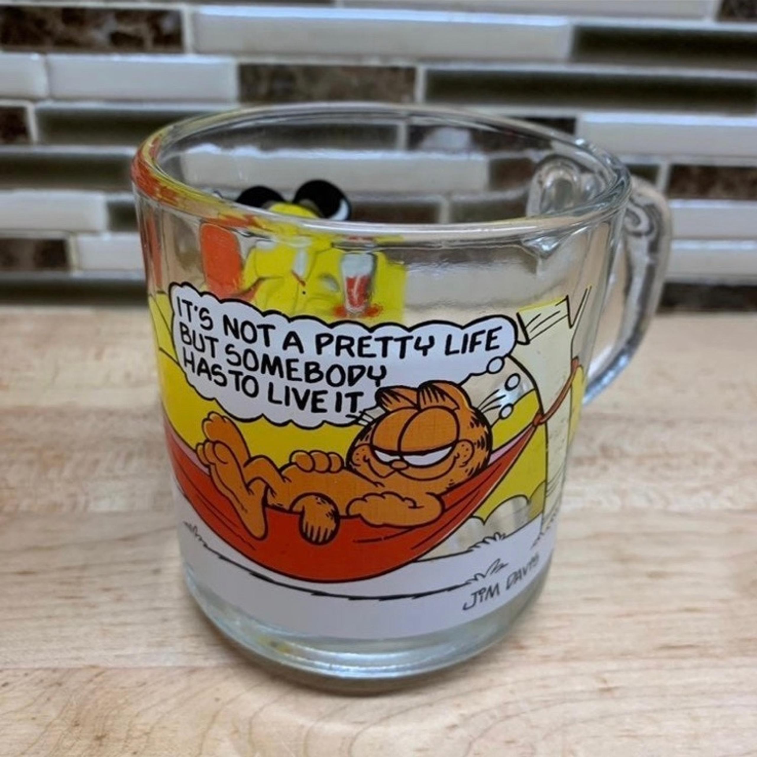 Vintage Anchor Hocking 1978 McDonald's Garfield Mug Figurine
