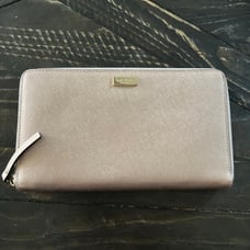 Kate spade travel wallet