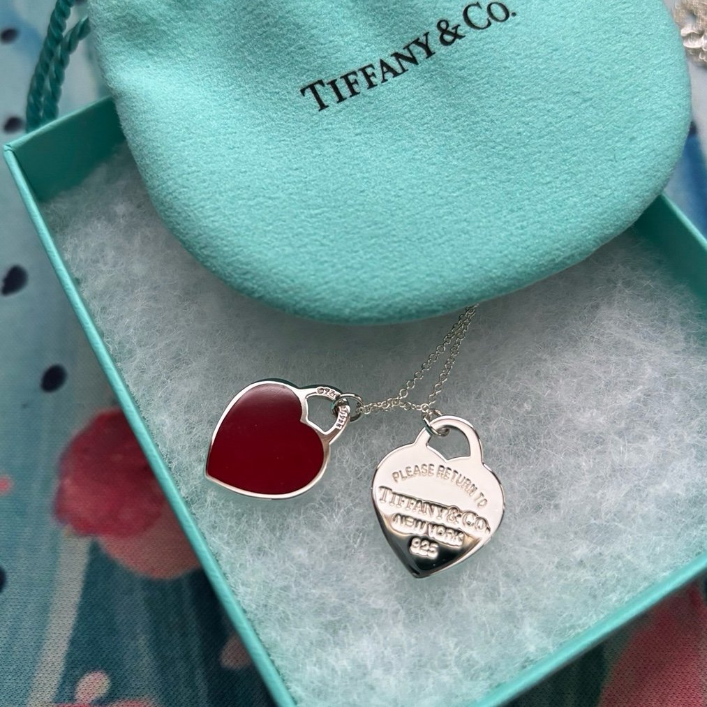 Tiffany & Co. Return to Tiffany Red Heart Charm Necklace NEW