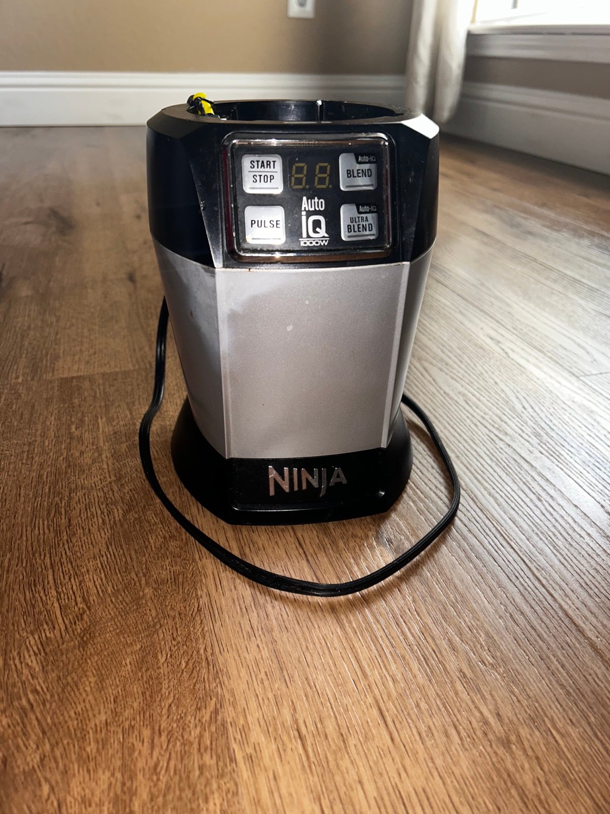 Nutri Ninja Auto IQ 1000W Base ONLY BL482 Ninja Pro-WORKING