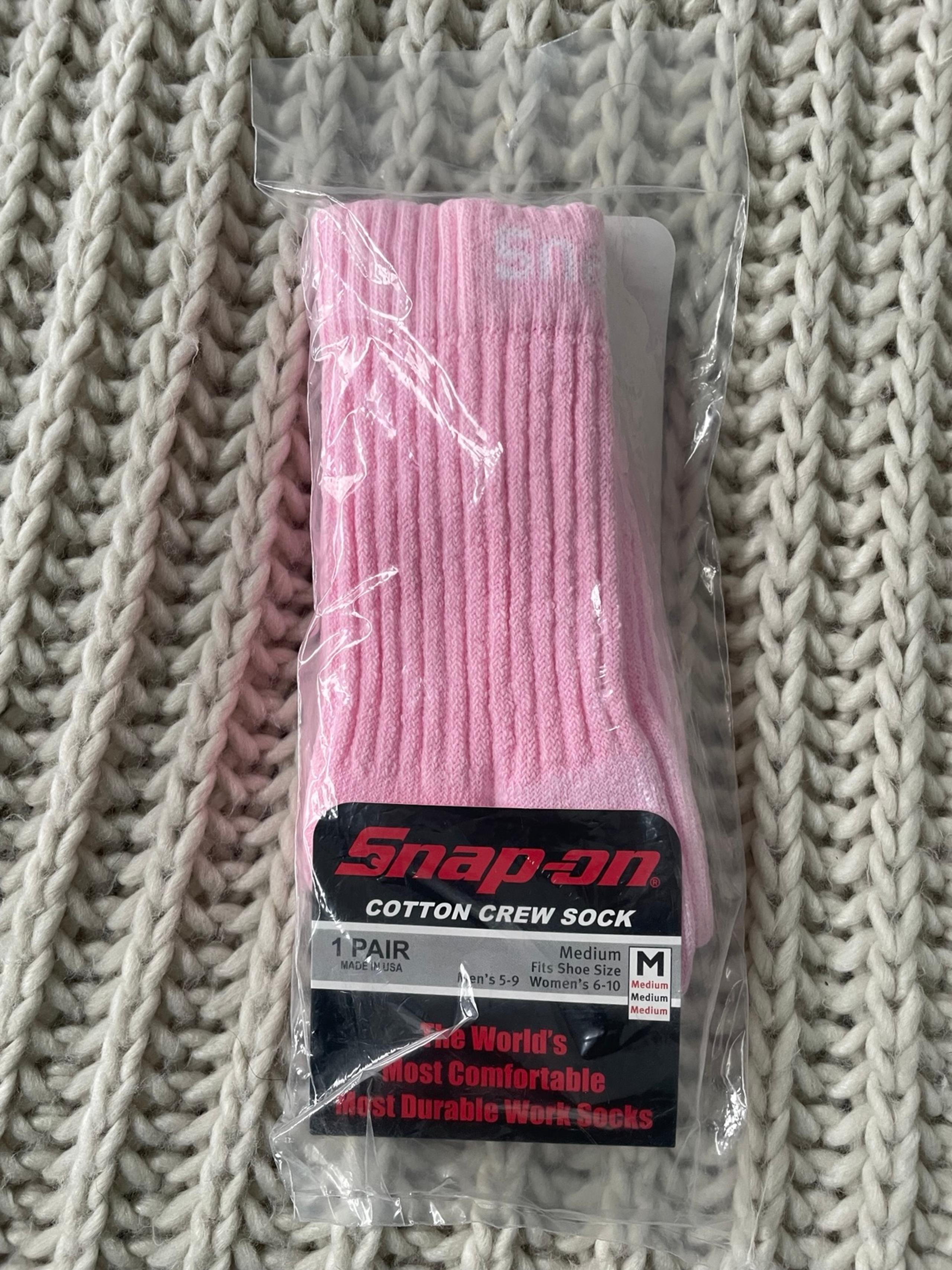 Snap-On women’s pink cotton crew socks- medium