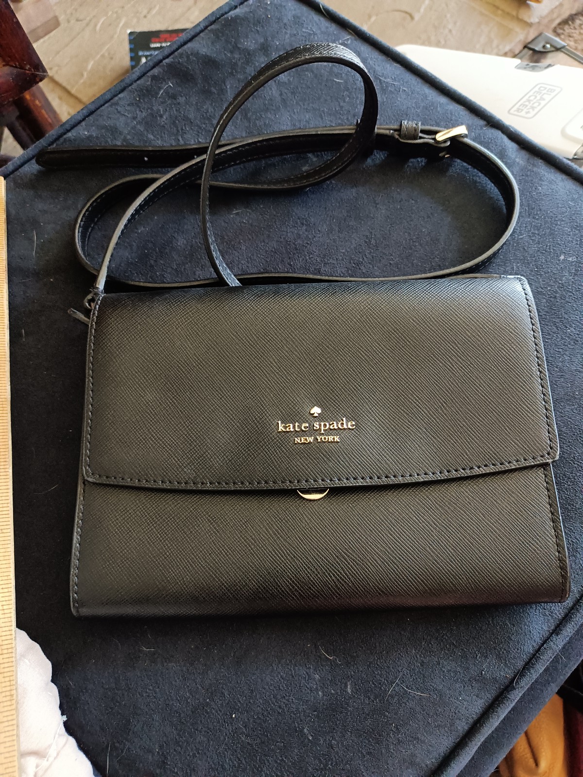Kate Spade crossbody clutch