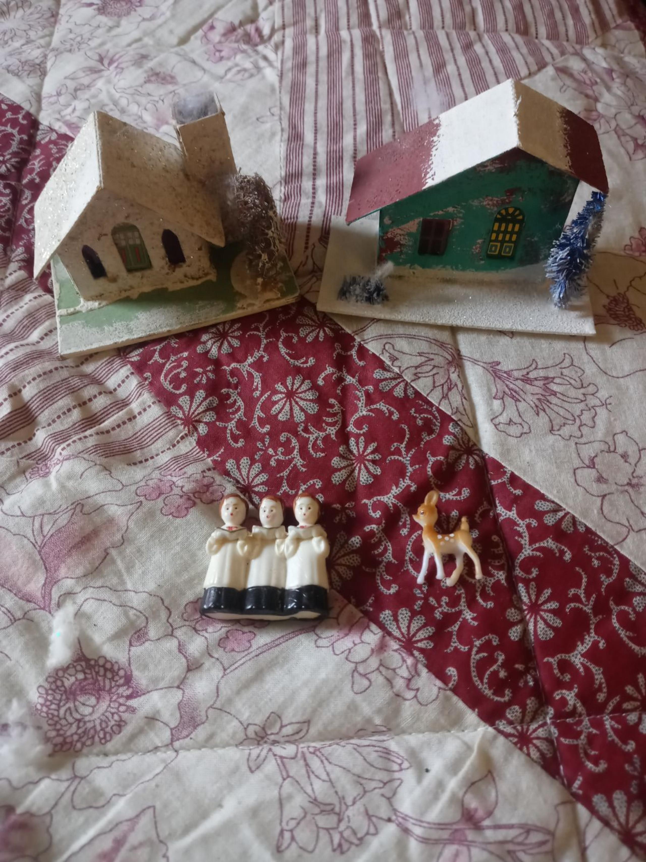 Vintage Putz Christmas village lot
