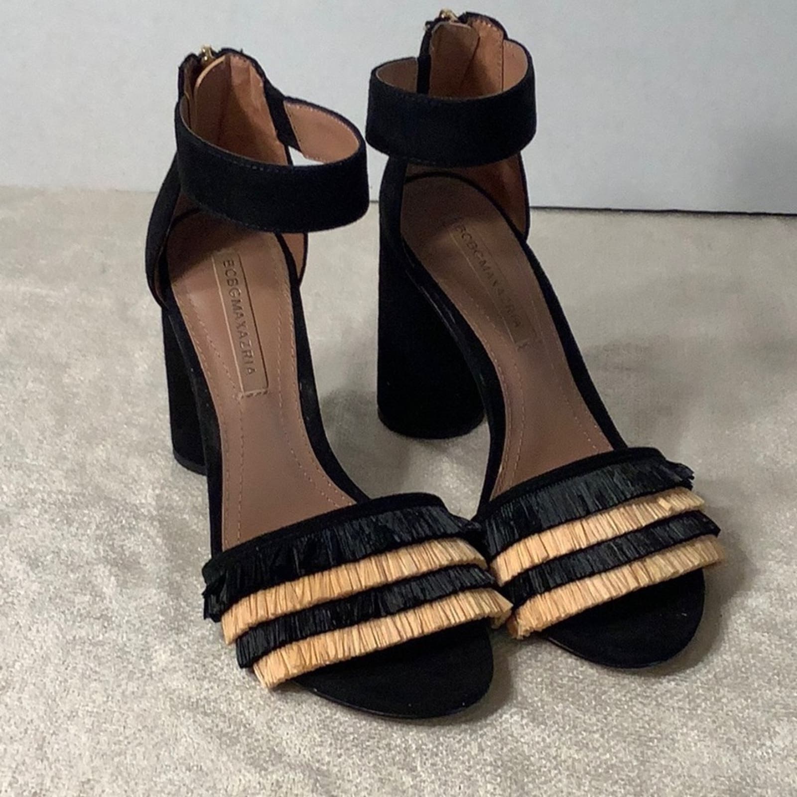 BCBG MAX AZRIA Alonza Raffia Suede Sandal Sz 8