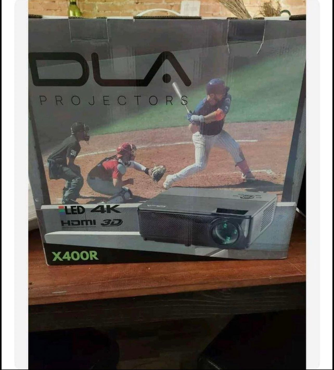 DLA 4k 3k projector with 4k screen