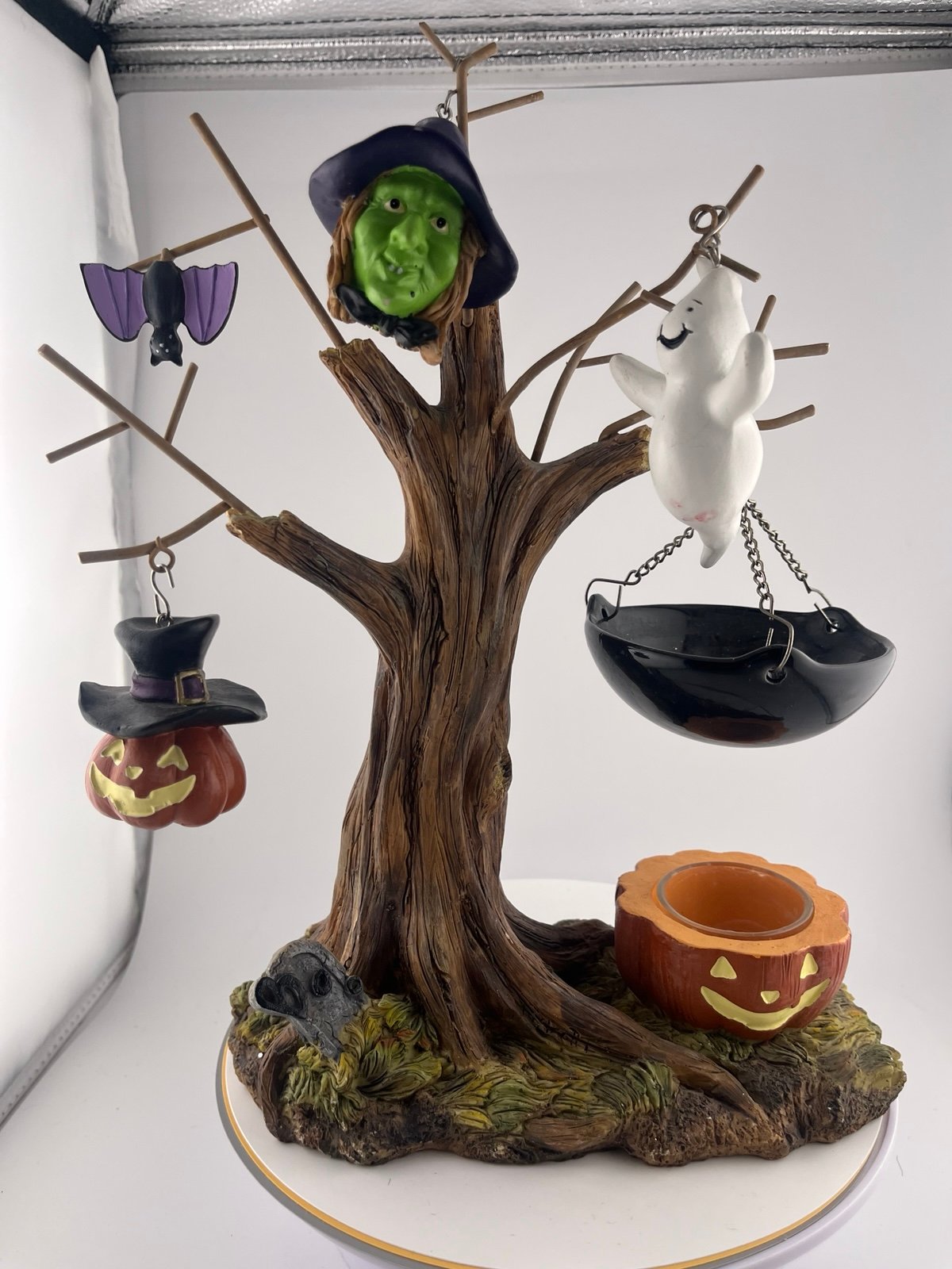 Yankee Candle Halloween Haunted Tree Tart Warmer Witch Ghost Bat Pumpkin