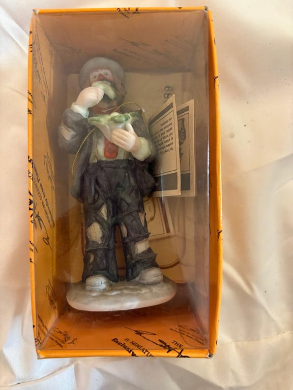 Emmett Kelly Jr. Figurine by Flambro