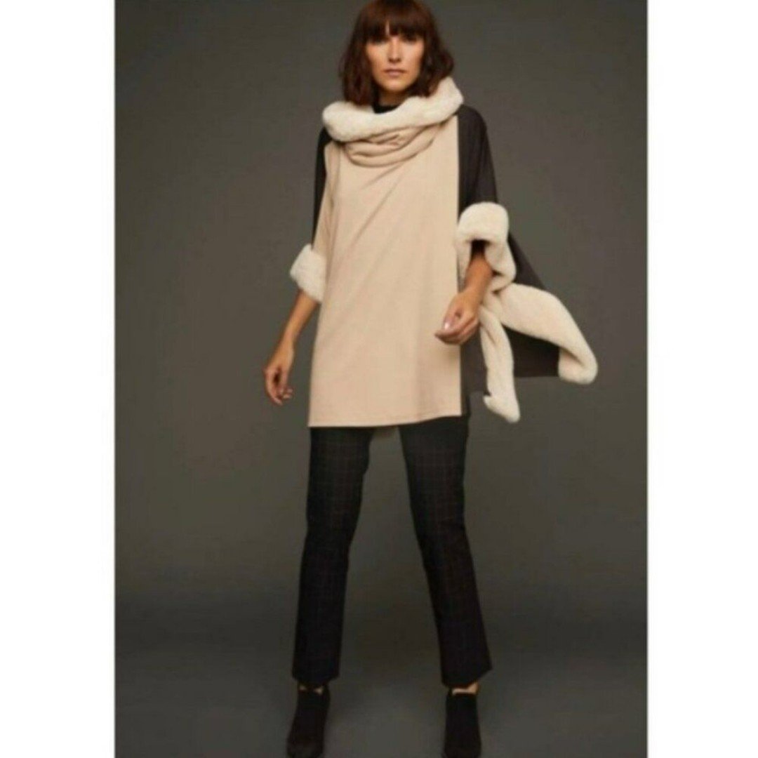 Joseph Ribkoff Faux Fur Trim Lined Color Blocked Black Beige Tan Poncho Size S