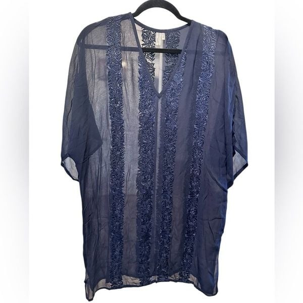 NWOT Bl^nk Antheopologie Women’s Sheer Blue V Neck Embroidered Tunic Blous- OS