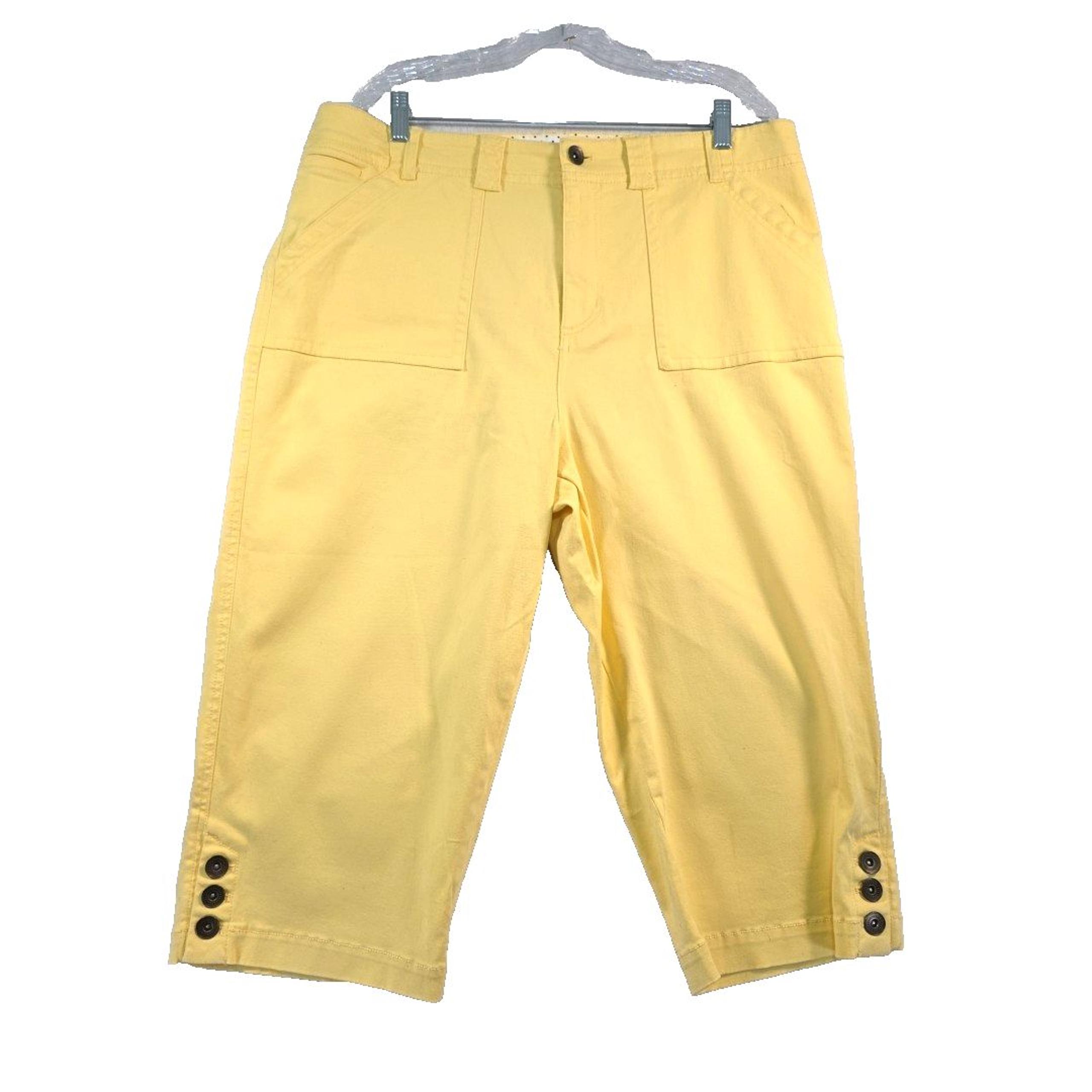 Christopher & Banks Capri Pants Women's size 16 Denim Button Details Yellow