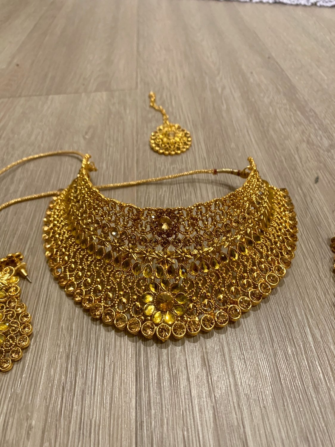 indian gold color jewelery set