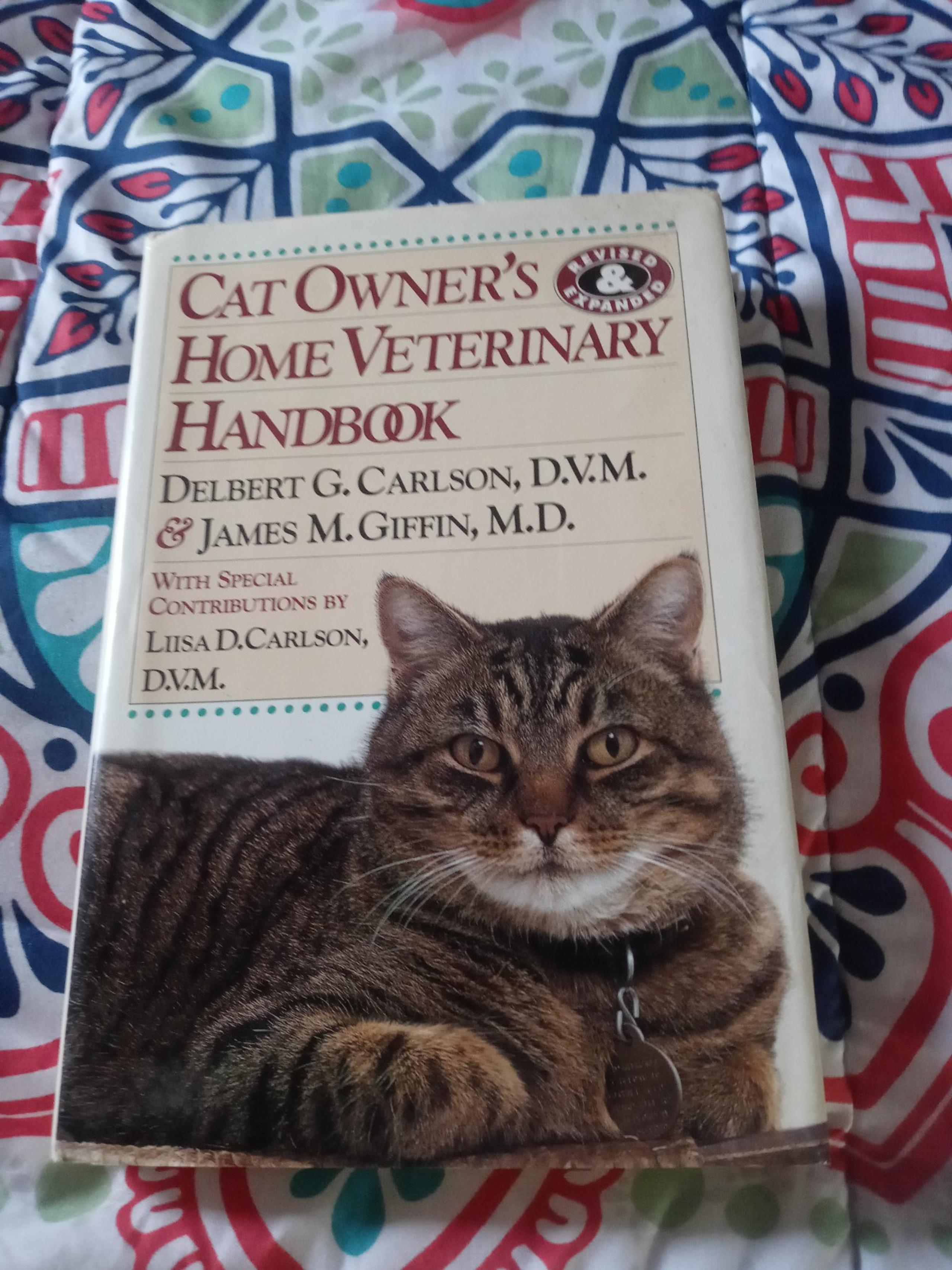 1995 Cat Owners Home Veterinary handbook hardback