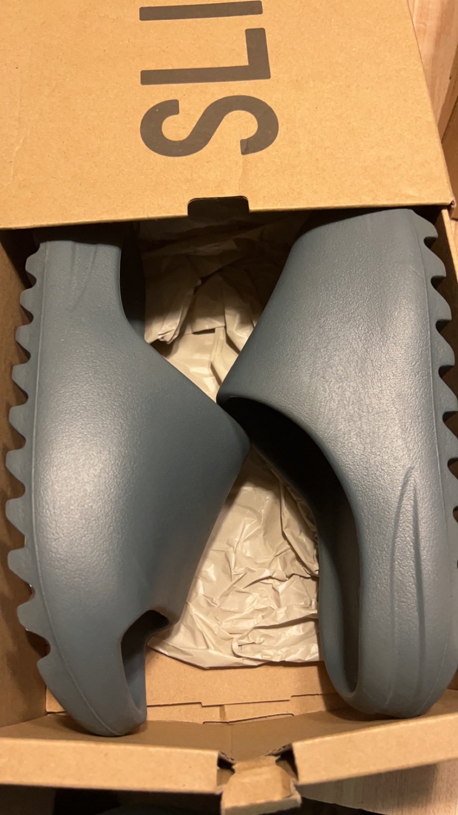 Yeezy slides slate aquamarine