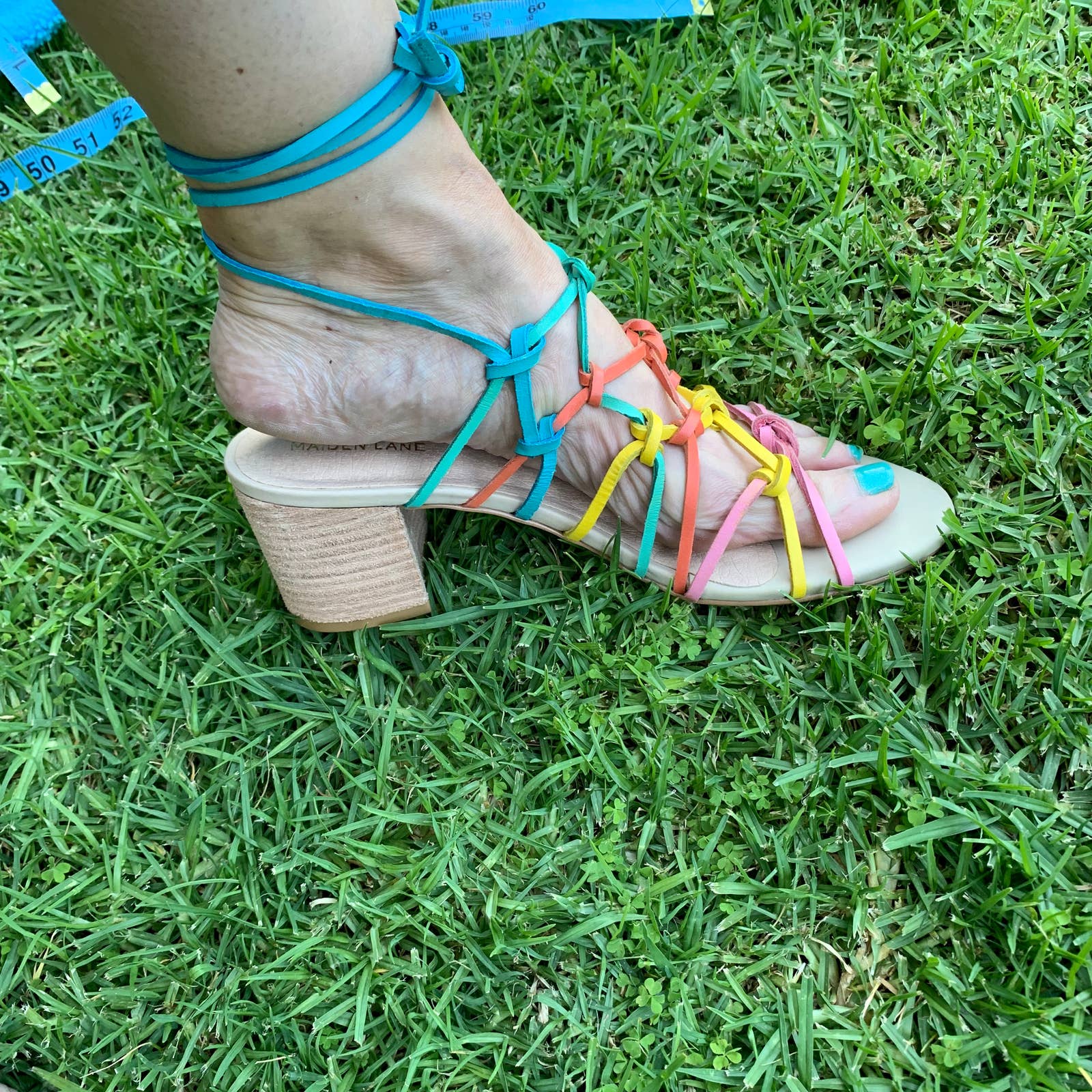 NEW IN BOX LEATHER GLADIATOR SANDALS 8
