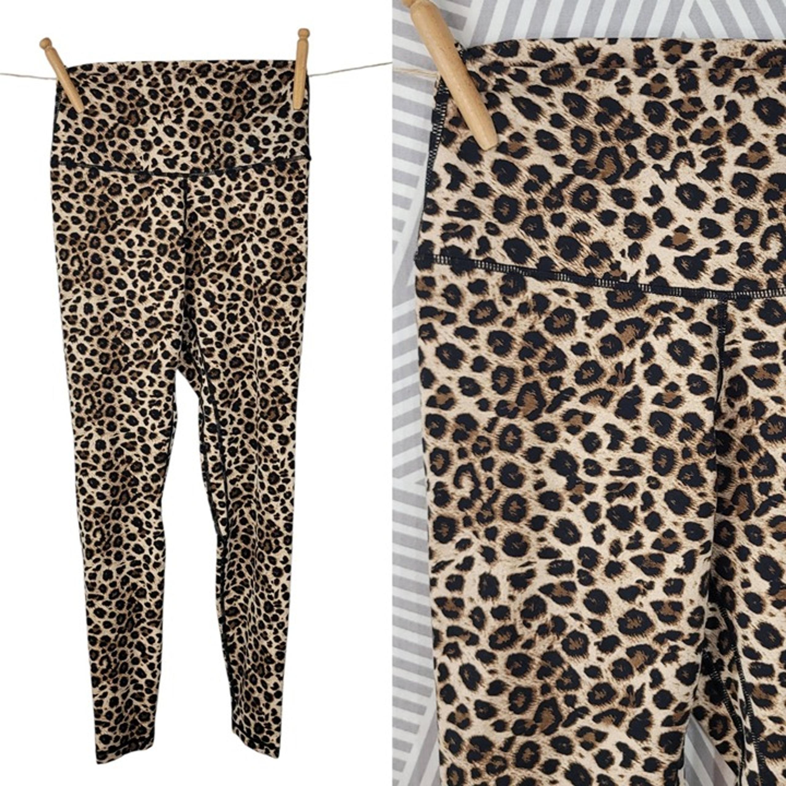 Colorfulkoala Leggings Women's Size Medium Cheetah Leopard Animal Print