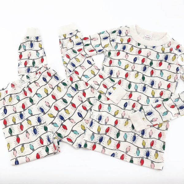 Hanna Andersson Kids Cream shops Christmas Lights Pajama Set Size 8Y