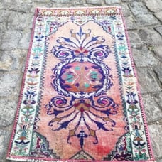 Aesthetic rug