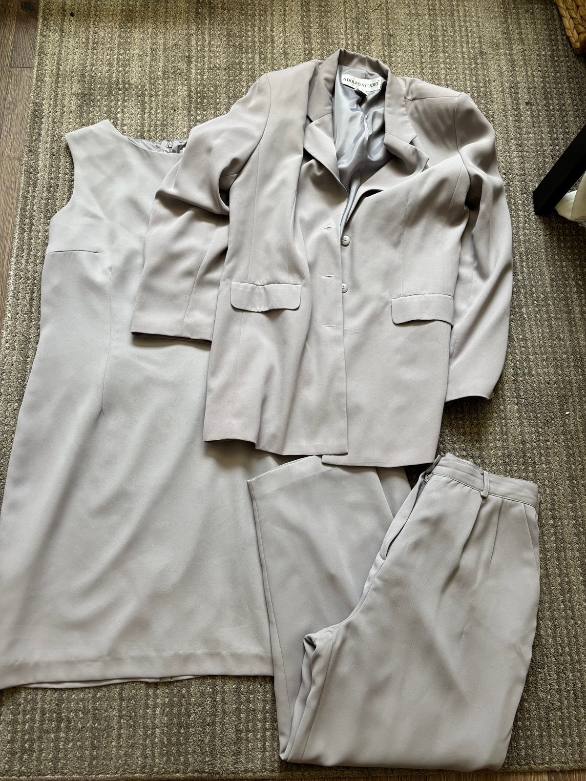 Women's 3-Piece Vintage Adolfo Studio Jacket Pants Skirt, size 14-12P Light Grey