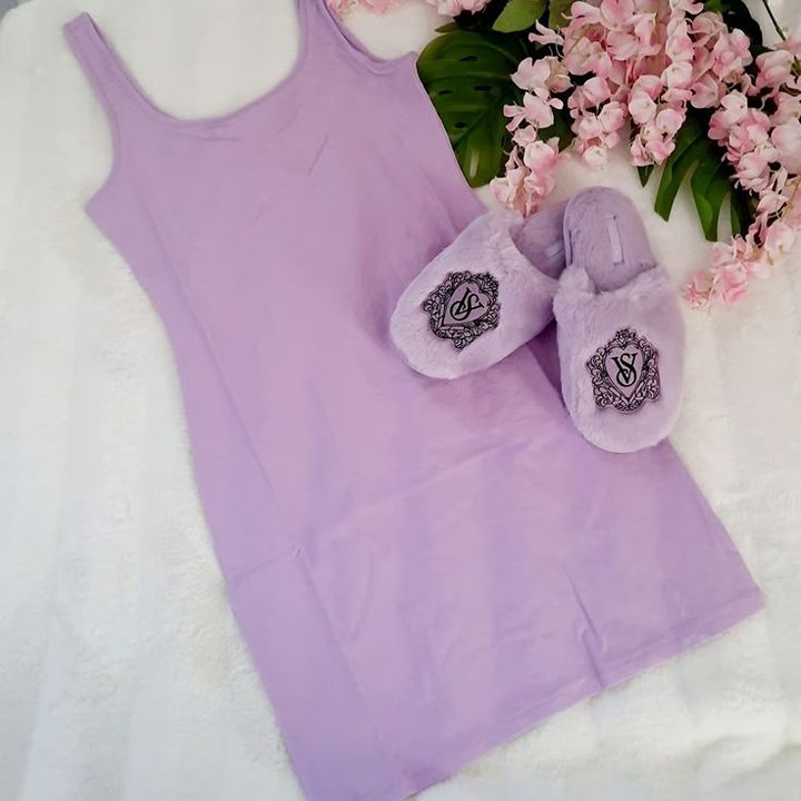 NEW LARGE VS Tank logo Dress and closed toe Faux fur slippers in purple