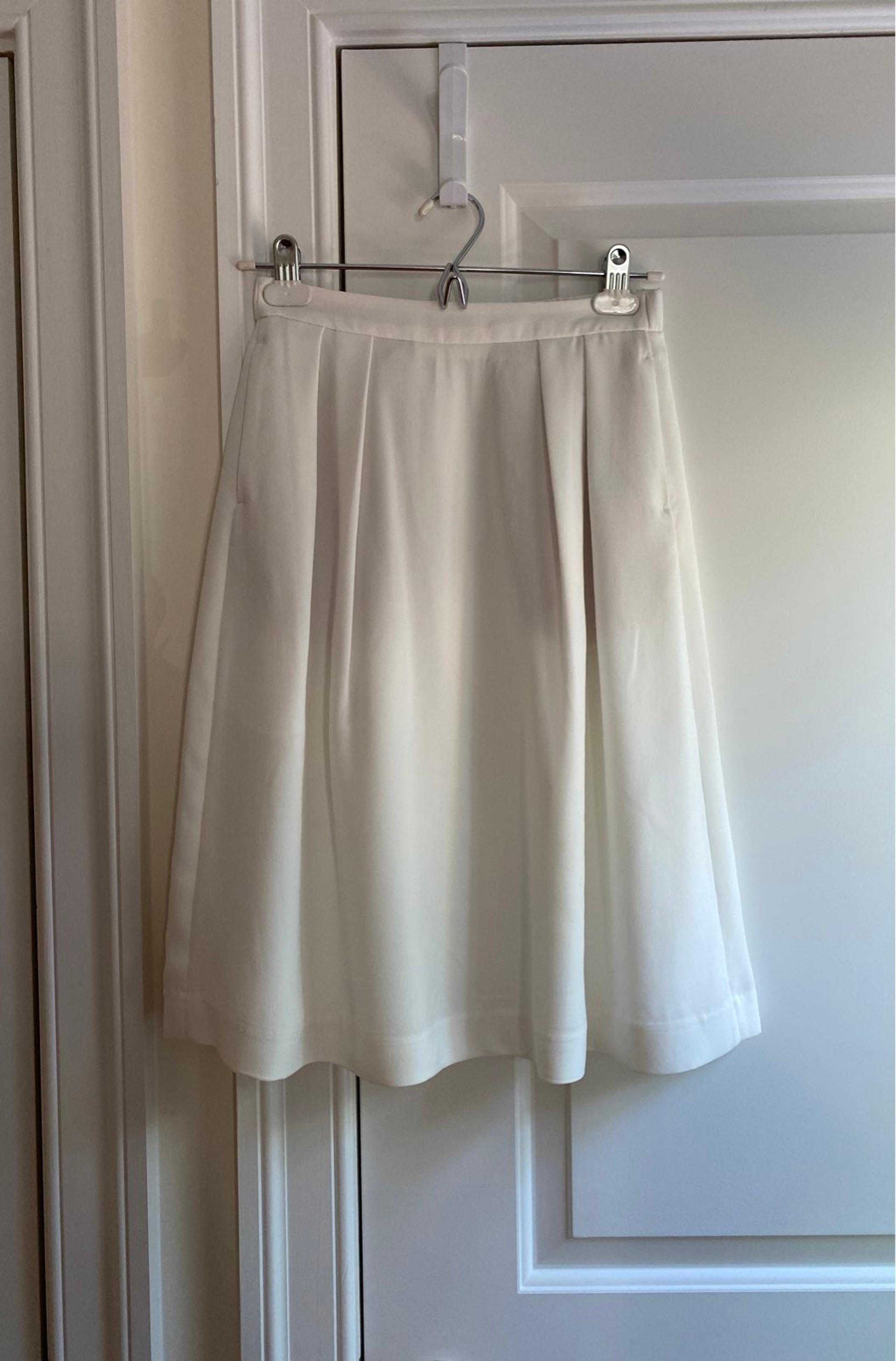 Uniqlo A-Line skirt