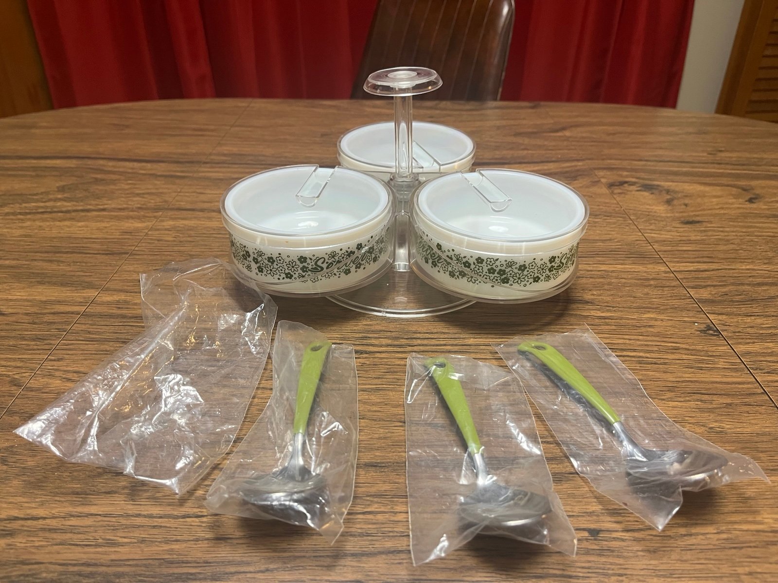 Spring Blossom Pyrex Lazy Susan Server MINT