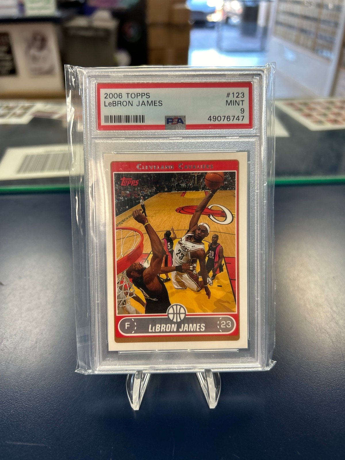 2006 Topps Lebron James PSA 9