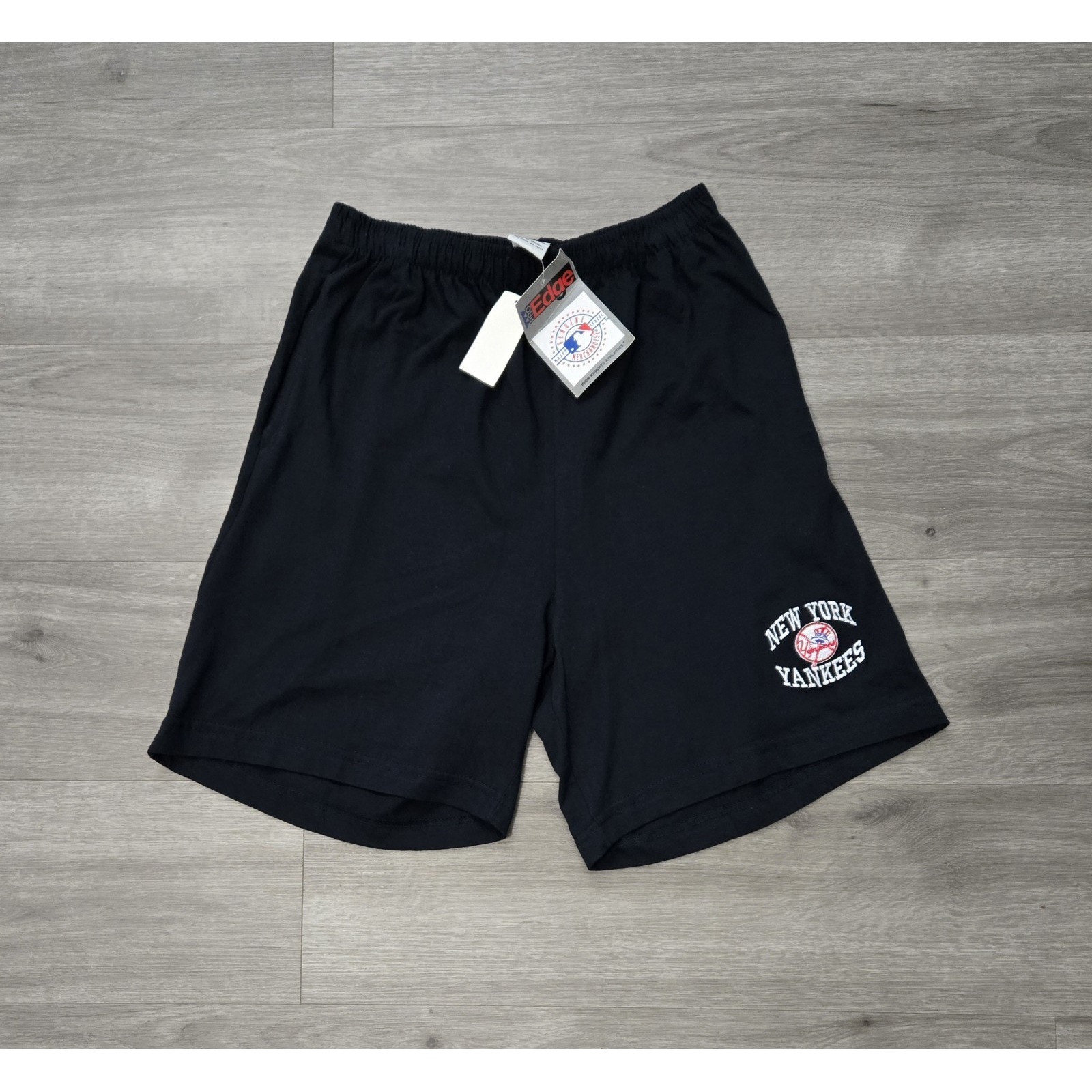 NWT Vintage Pro Edge New York Yankees MLB Genuine Merch Baseball Shorts Medium