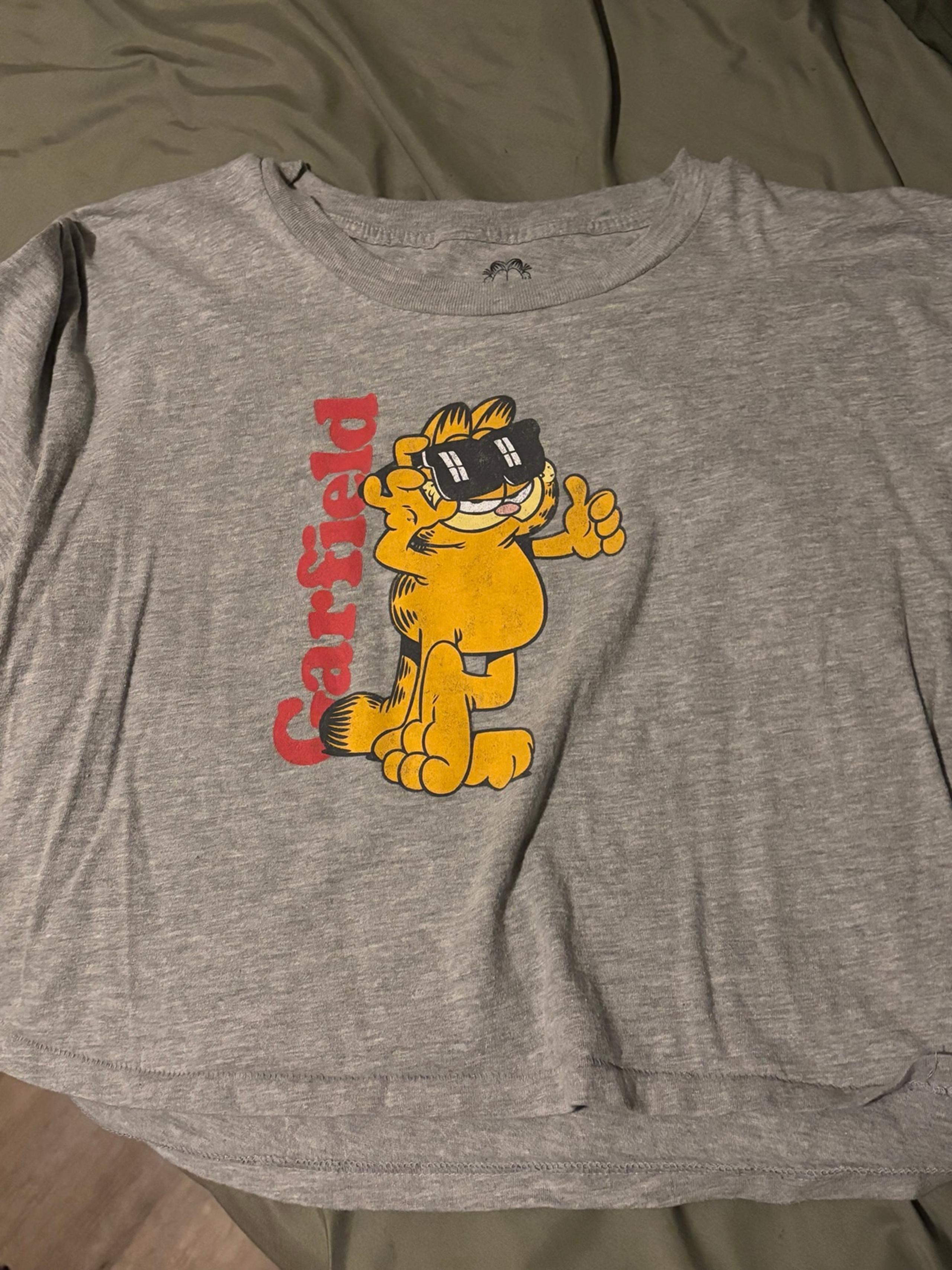 garfield crop top