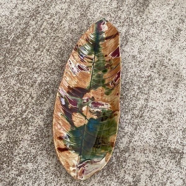 Handmade Ceramic Glazed Leaf Pottery Tray Decor
