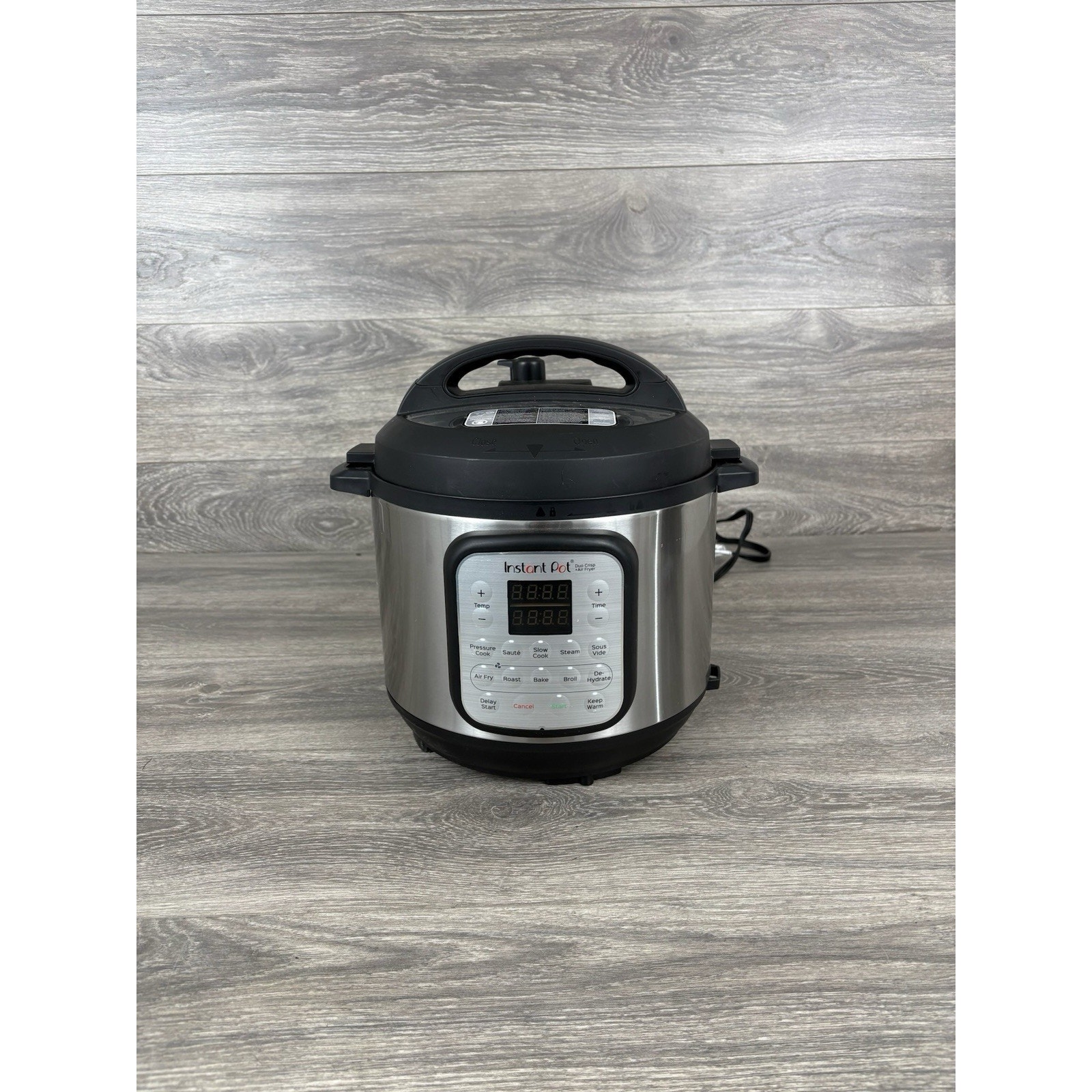 Instant Pot Duo Crisp AF6 Electric Pressure Cooker Air Fryer 6 Qt