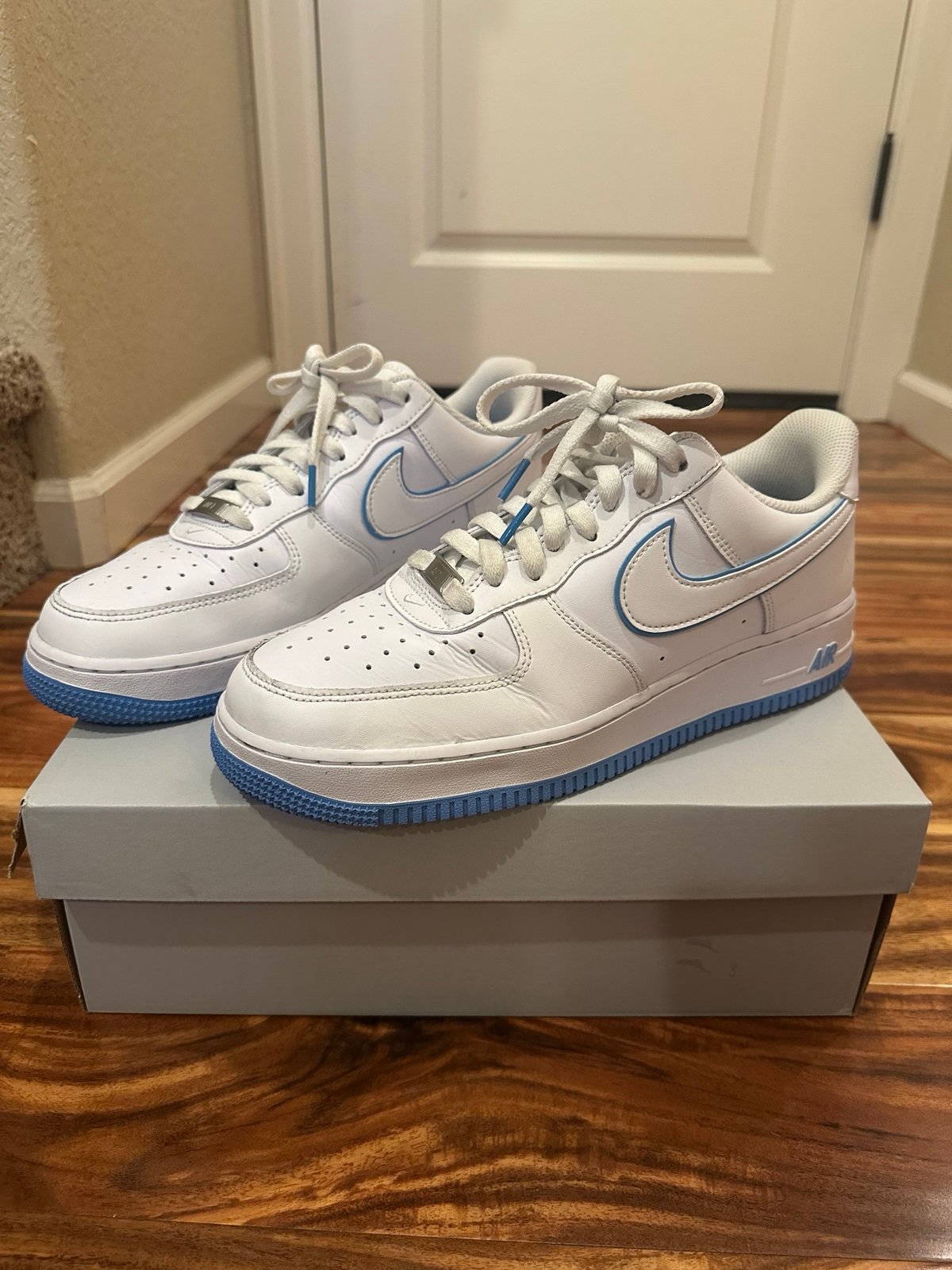 Nike Air Force white/university Blue, men’s 10