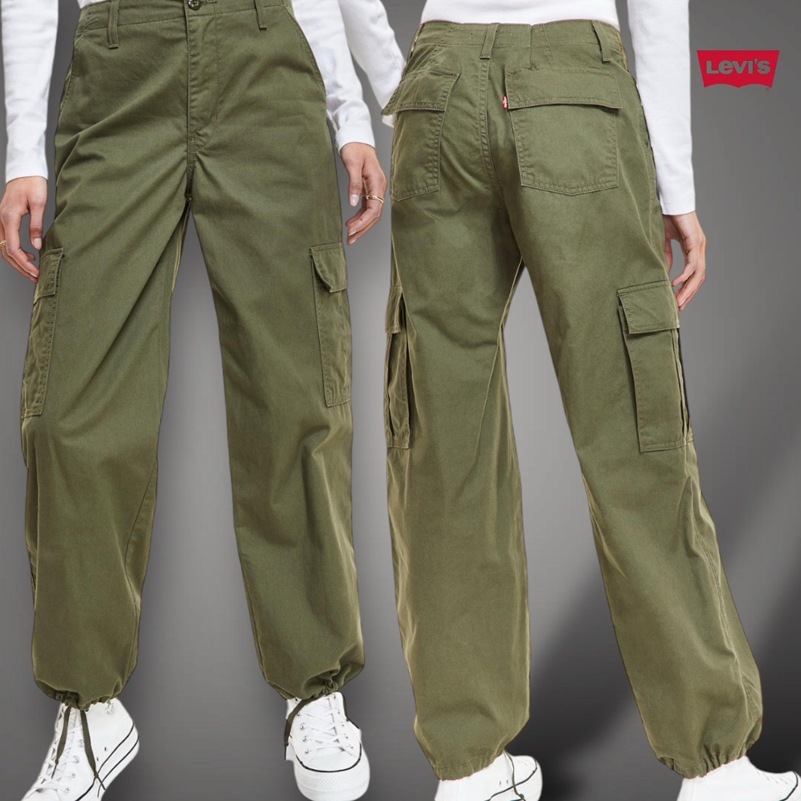 Levi’s Women's '94 Baggy Cotton High Rise Cargo Pants