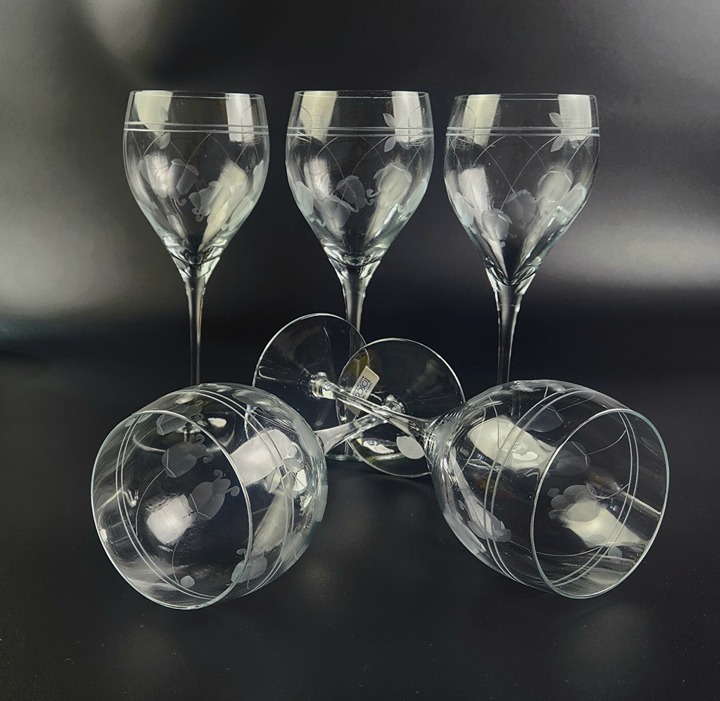 Vintage - Encore by Toscany - Balloon Water/Wine Goblet - Set of 5 - 9 Tall